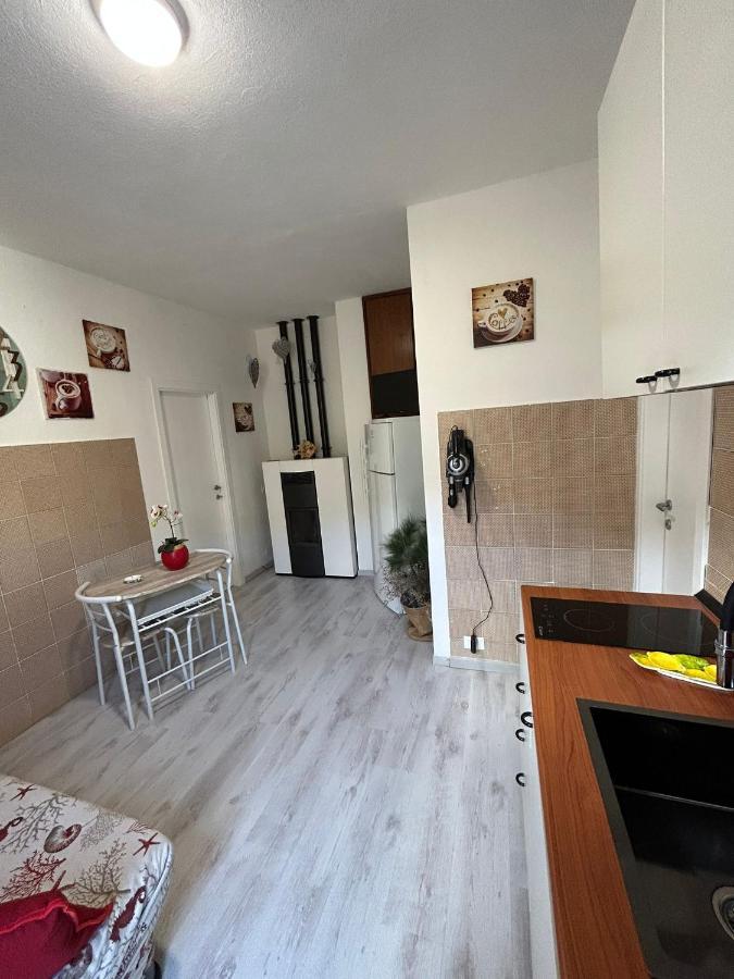 Apartment Casa Paradise 2 *